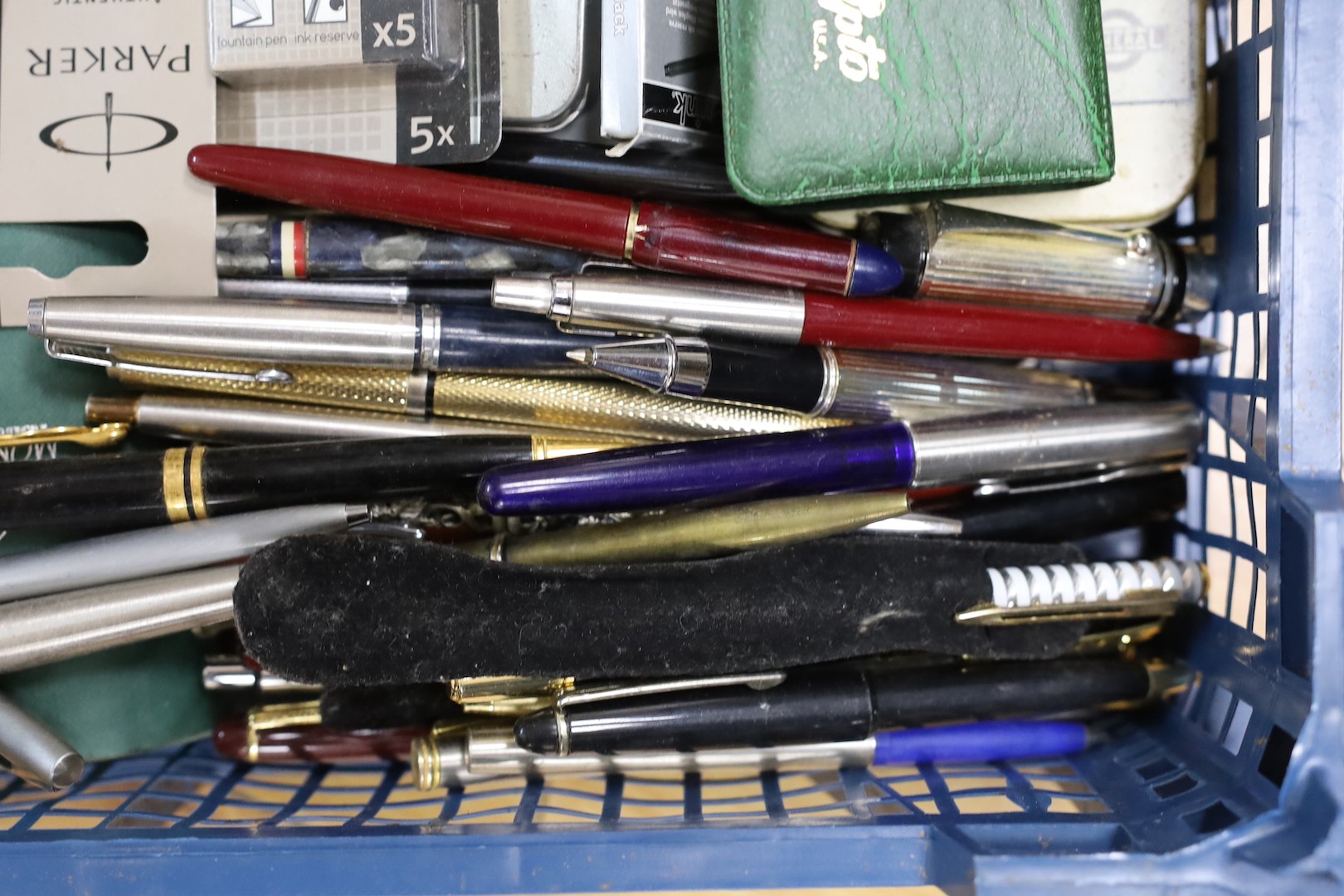 A large collection of fountain pens and others